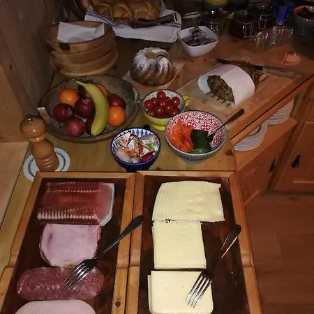 Bed & Breakfast Loeberbauer 3*